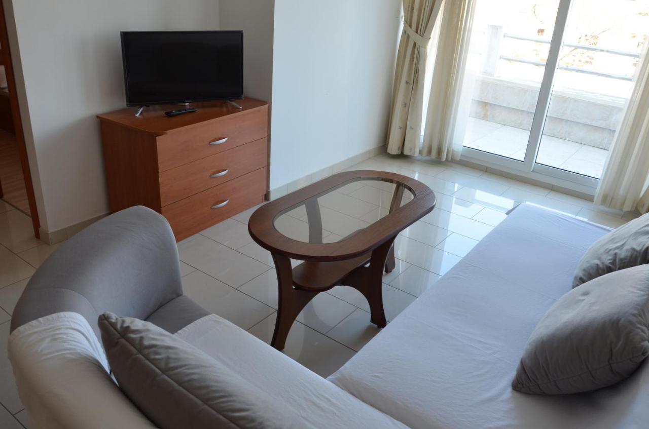 Apartments Pirovcanka Pirovac Kültér fotó